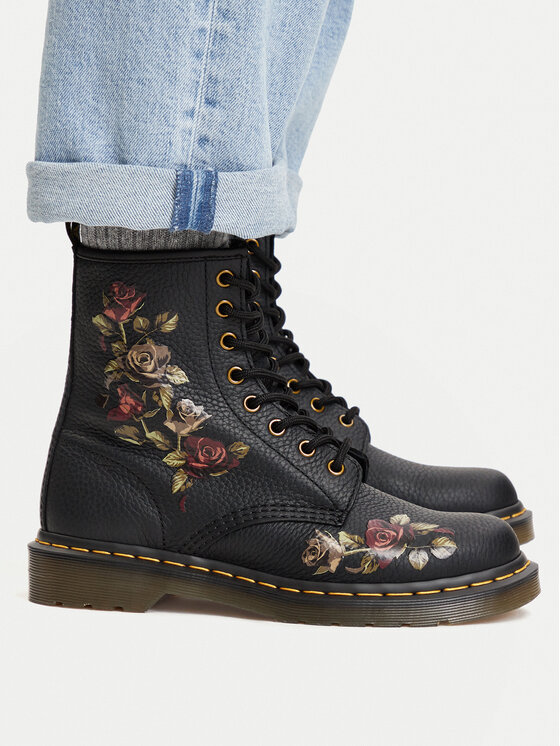 Dr. Martens Trapper stila apavi 1460 Decayed Roses DM32070001 Melns