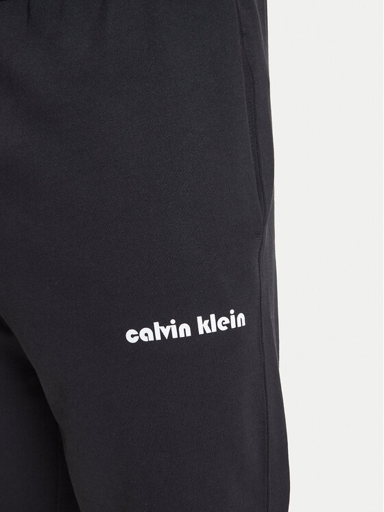 Calvin Klein Jeans Calvin Klein Jeans Spodnie dresowe LV04RC294G Czarny Regular Fit