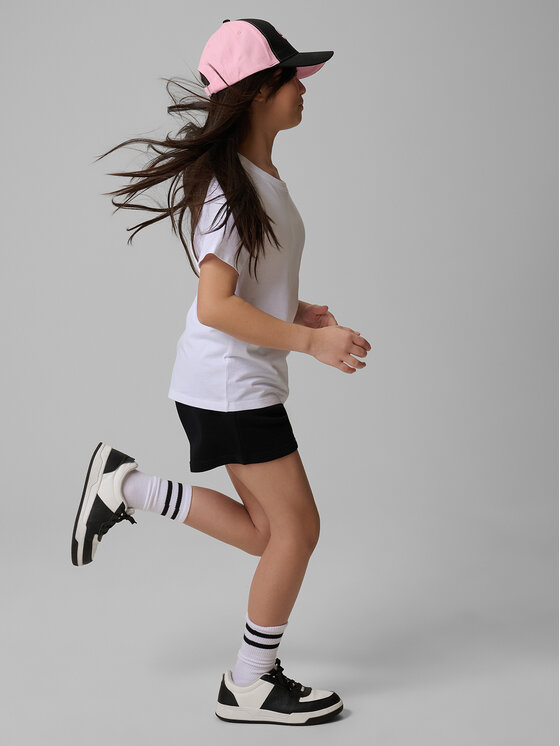 4F 4F Szorty sportowe BASIC+ Czarny Regular Fit