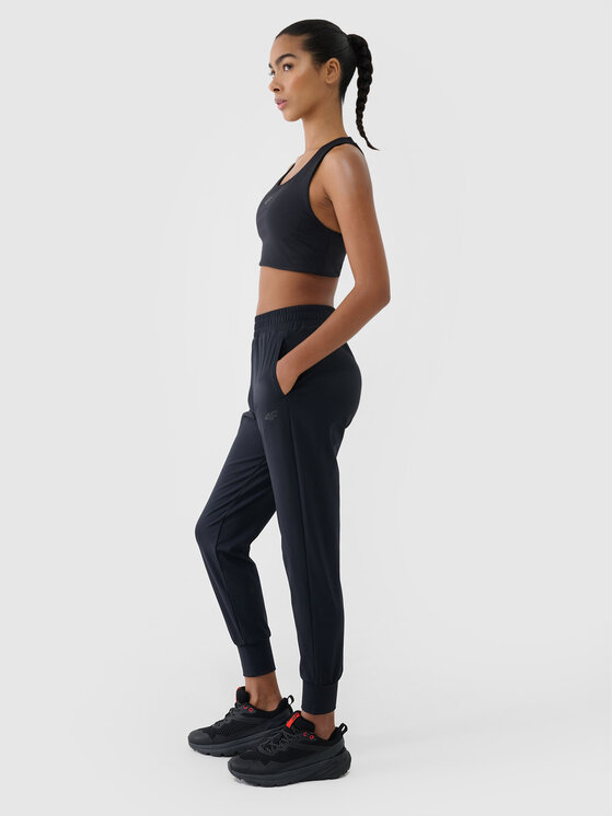 4F 4F Spodnie dresowe MULTI ACTIVE Czarny Regular Fit
