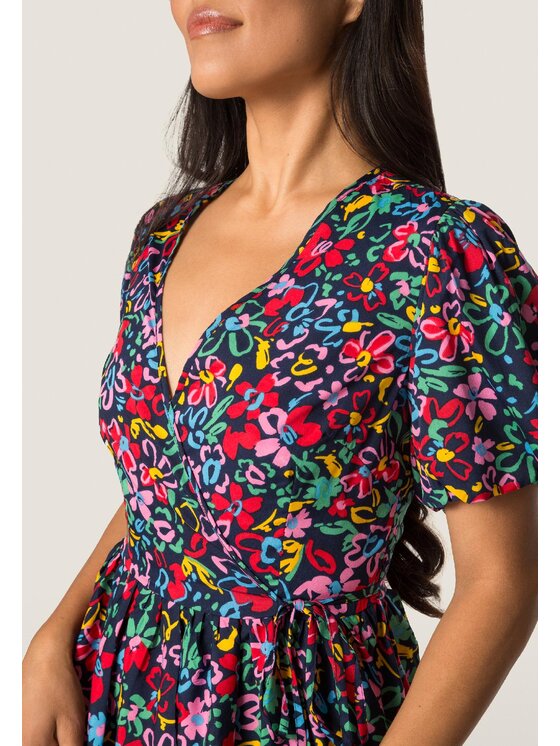 QUIOSQUE QUIOSQUE Každodenné šaty QUIOSQUE 4SC023218 Čierna Regular Fit