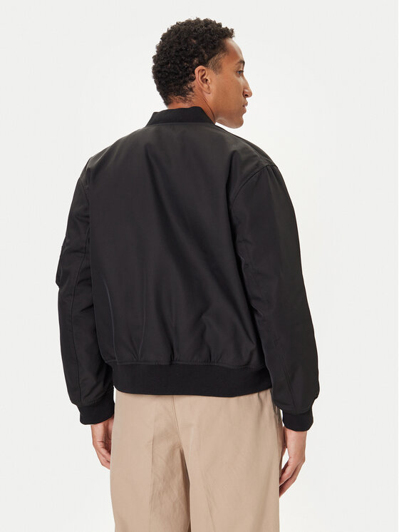 Armani Exchange Armani Exchange Bomber stila jaka XM001137 AF16672 UC001 Melns Regular Fit