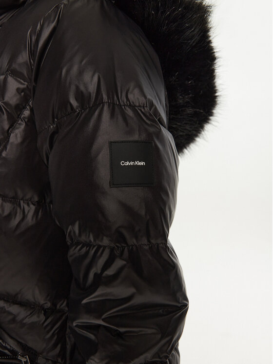 Calvin Klein Calvin Klein Vatovaná bunda K20K207734 Černá Regular Fit