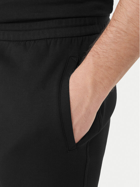 Armani Exchange Armani Exchange Pantaloni da tuta XM000373 AF10818 UC001 Nero Regular Fit