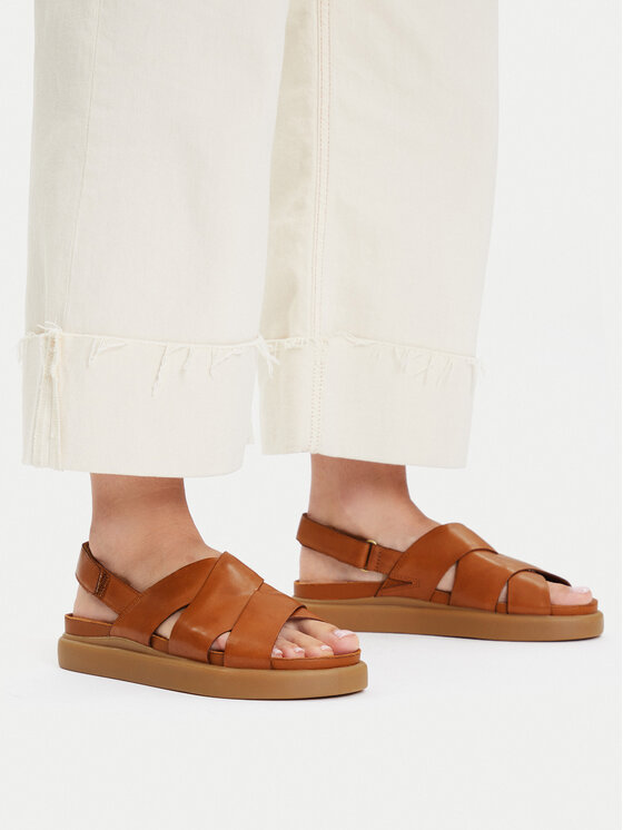 Clarks Clarks Sandály Aristella Sun 26181258 Hnědá