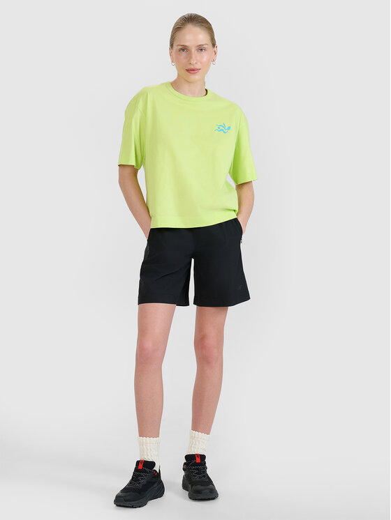 4F 4F Szorty materiałowe BEACHWEAR BASIC Czarny Regular Fit