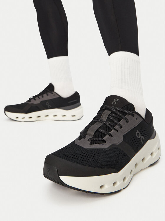 On On Pantofi pentru alergare Cloudrunner 3 3MG10071430 Negru