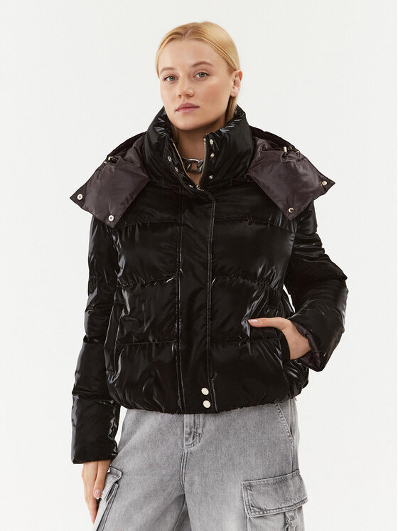 Patrizia Pepe Patrizia Pepe Зимно яке 2O0057/A347-K103 Черен Regular Fit