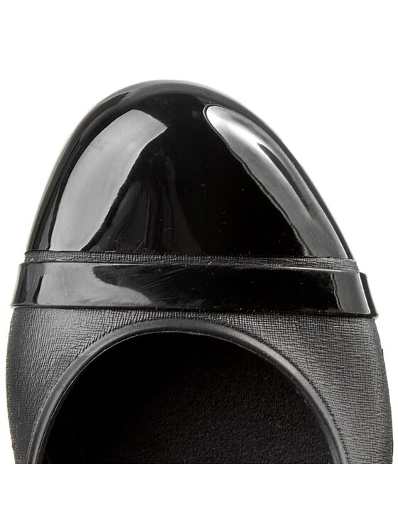 Crocs cap 2025 toe wedge