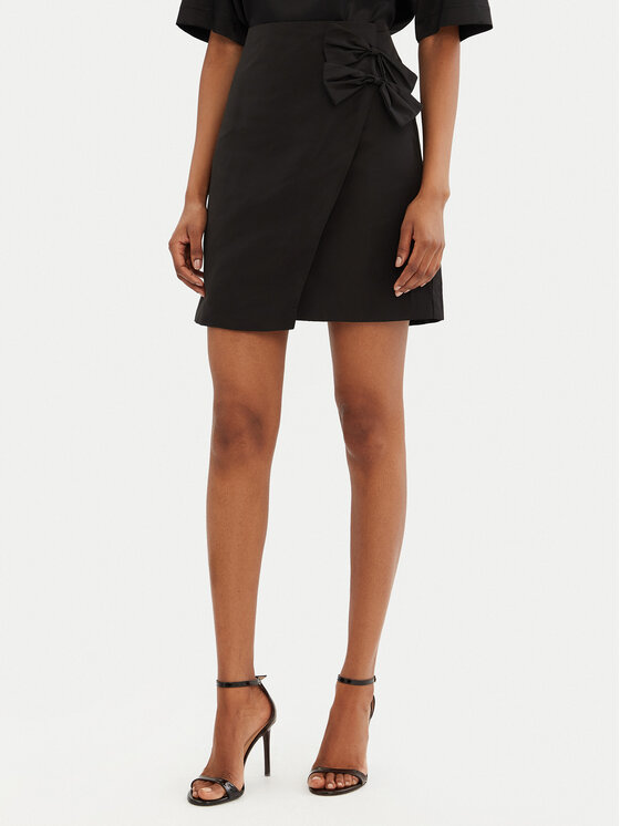 Bruuns Bazaar Bruuns Bazaar Fustă mini Reginae BBW4394 Negru Slim Fit