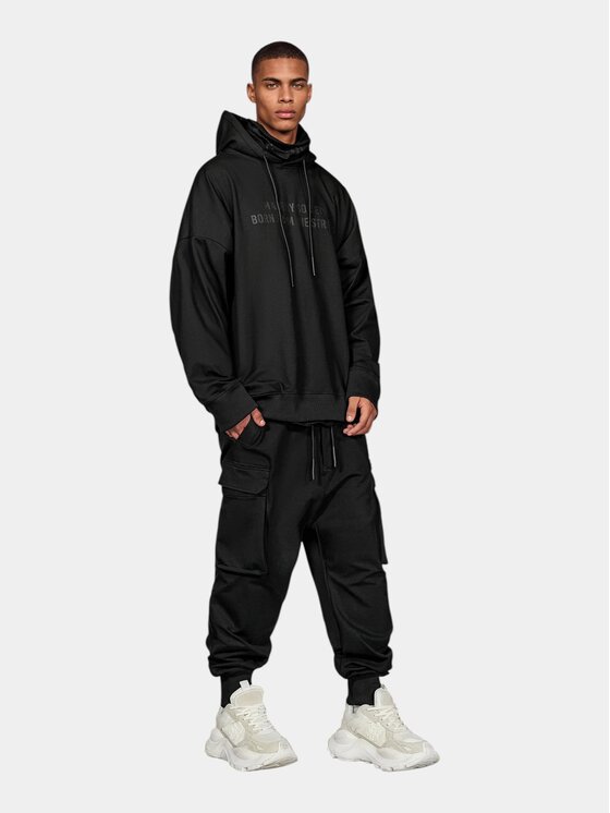 MADE BY SOCIETY MADE BY SOCIETY Spodnie materiałowe Cargo Born From The Streets - P18001 Czarny Basic Fit