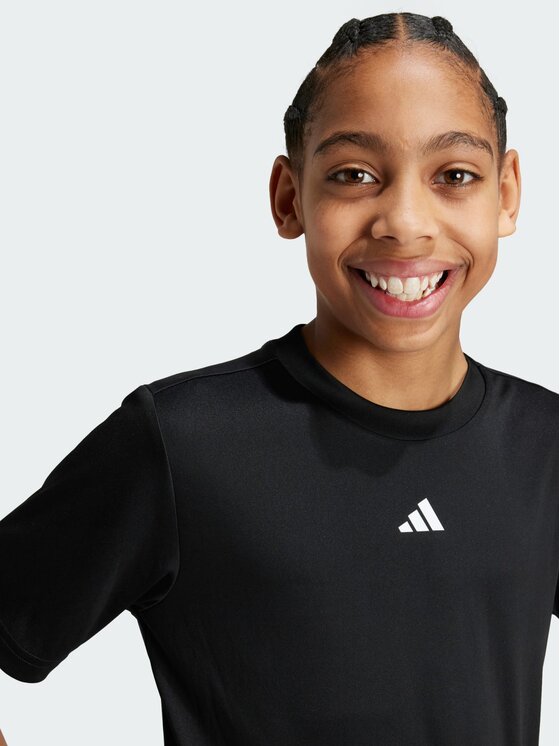 adidas adidas T-Shirt 138379 Czarny Regular Fit