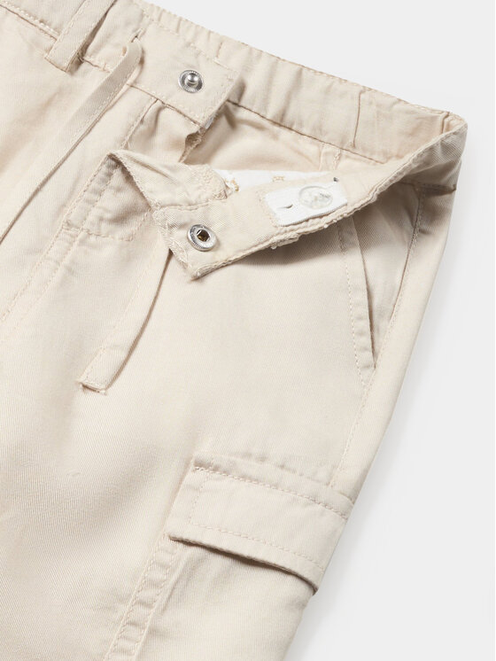 Mayoral Mayoral Παντελόνι υφασμάτινο 1551 Μπεζ Slim Fit