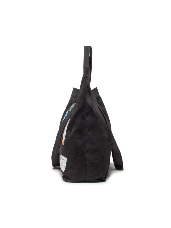 2005 2005 Сак 2005 X Leeves Черен