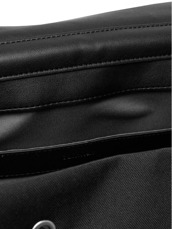 Calvin Klein Calvin Klein Σακίδιο Contrast Flap Backpack LV04D3030G Μαύρο