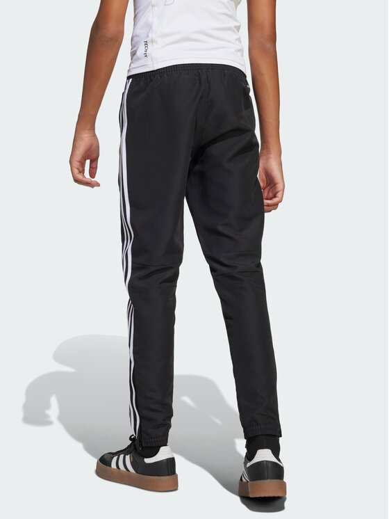 adidas adidas Spodnie materiałowe 143213 Czarny Regular Fit
