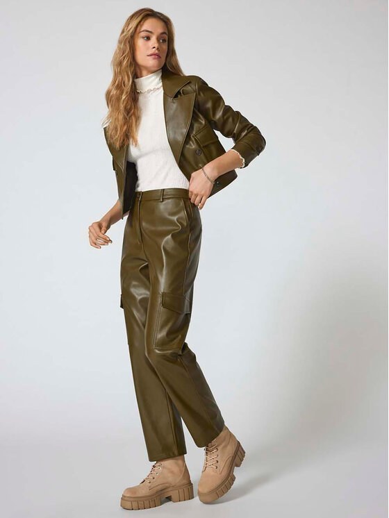 ONLY ONLY Панталони от имитация на кожа 15293029 Зелен Loose Fit