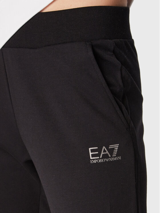 EA7 Emporio Armani EA7 Emporio Armani Trenirka 6LTV60 TJEAZ 22BA Bela Regular Fit
