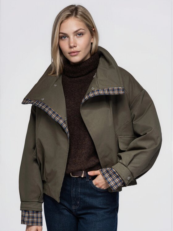 Ombre Ombre Bunda pro přechodné období OW-JT-E0012 Zelená Relaxed Fit