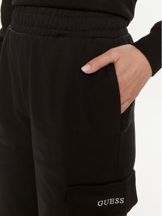 Guess Guess Pantaloni da tuta Ruth Cargo V4GB12 KC5U1 Nero Regular Fit