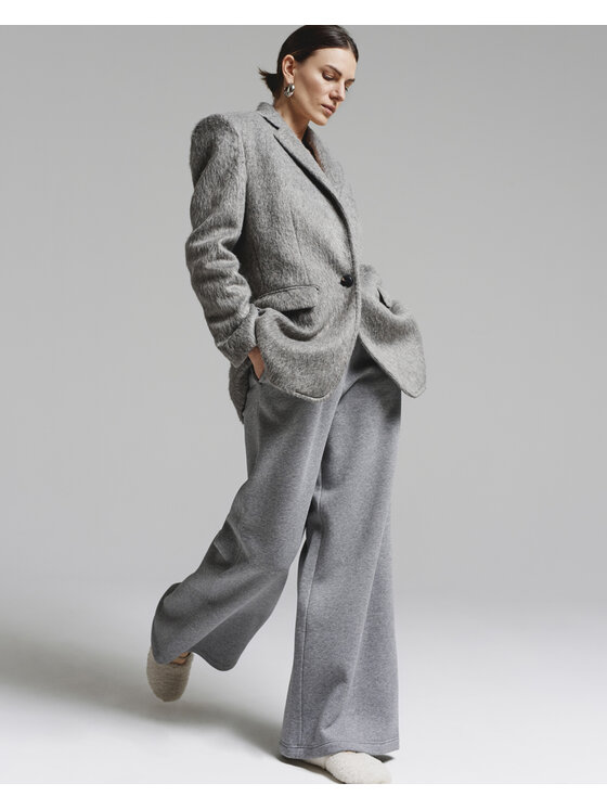 Because-M Because-M Spodnie dresowe Maxi Szary Regular Fit