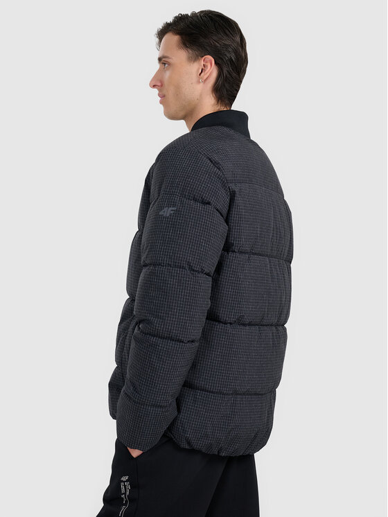 4F 4F Kurtka puchowa URBAN COMMUTER Czarny Regular Fit