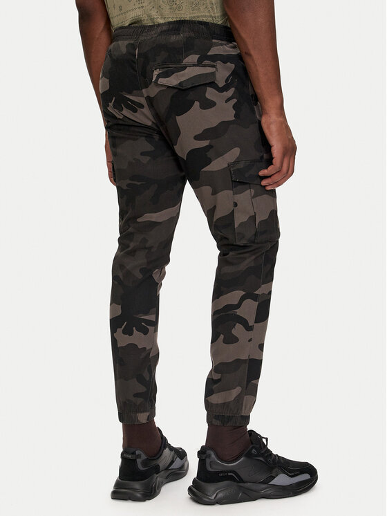 Brave Soul Brave Soul Jogger kelnės MTR-FINECAMOCRGR Žalia Slim Fit