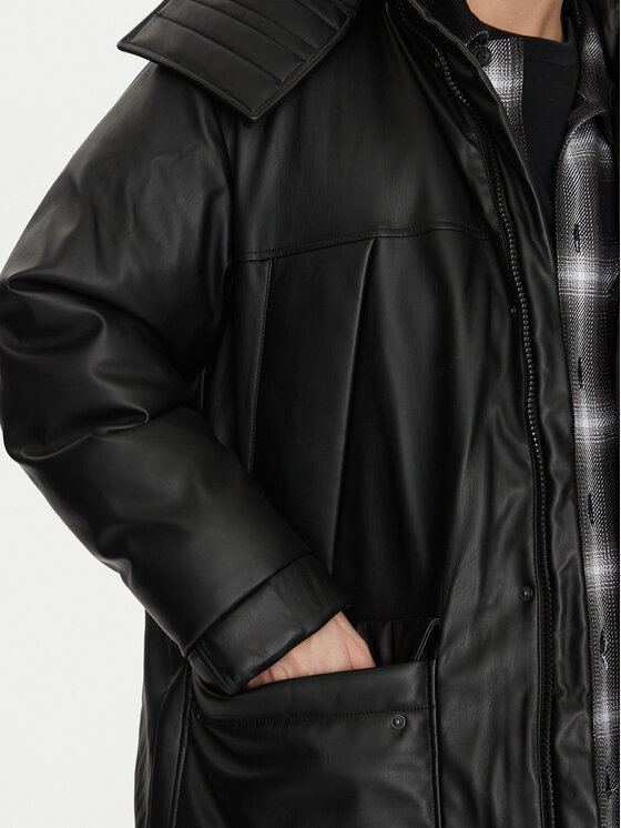 HUGO HUGO Jacke aus Kunstleder Misian2441 50522494 Schwarz Relaxed Fit