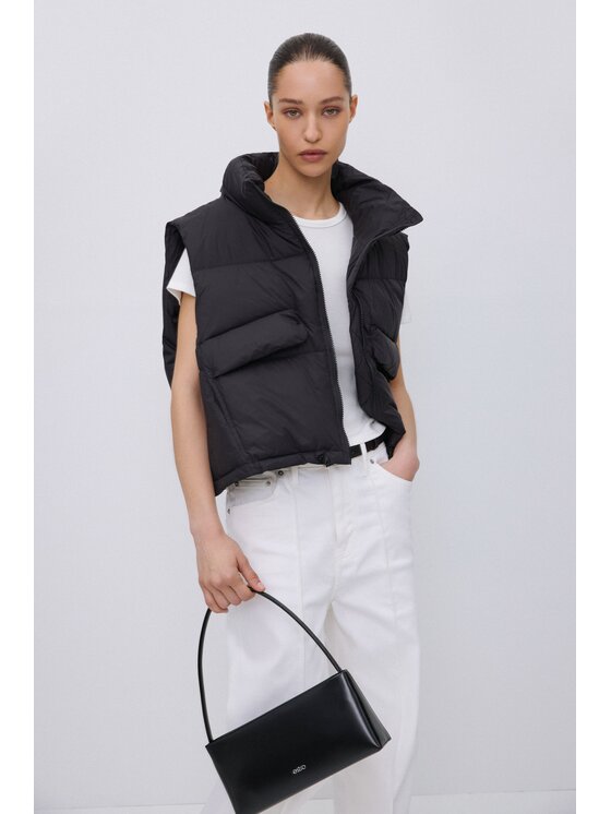 Estro Estro Αμάνικο Μπουφάν ER00119639 Μαύρο Loose Fit