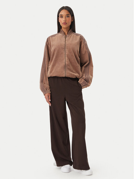 adidas adidas Donji dio trenerke 3-Stripes KW7703 Tamno smeđa Wide Leg