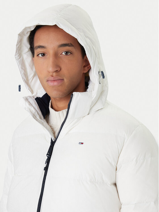 Tommy Jeans Tommy Jeans Пухено яке Essential DM0DM19786 Бял Regular Fit