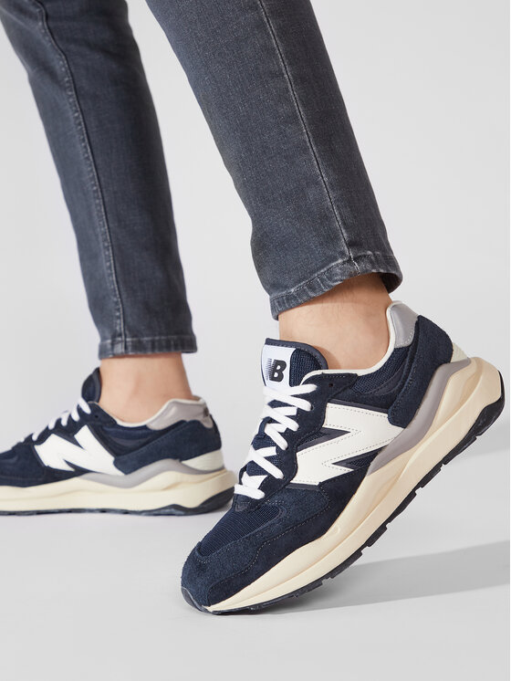 New Balance New Balance Tossud M5740VLB Tumesinine