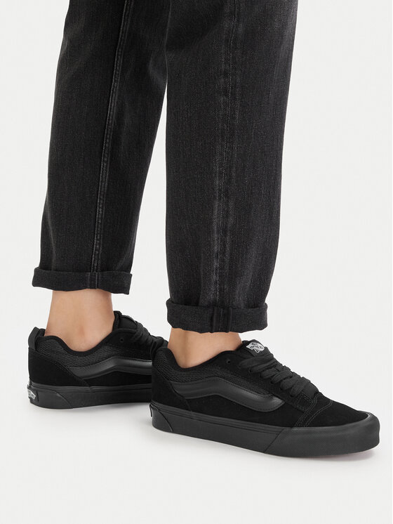 Vans Vans Sneakers aus Stoff Knu Skool VN0009QCBKA1 Schwarz