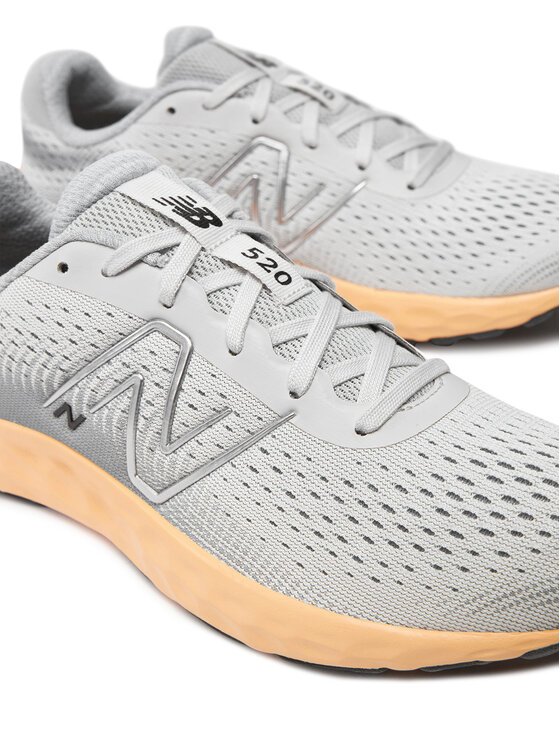 New Balance New Balance Tenisice za trčanje Fresh Foam 520 v7 W520RM8 Siva