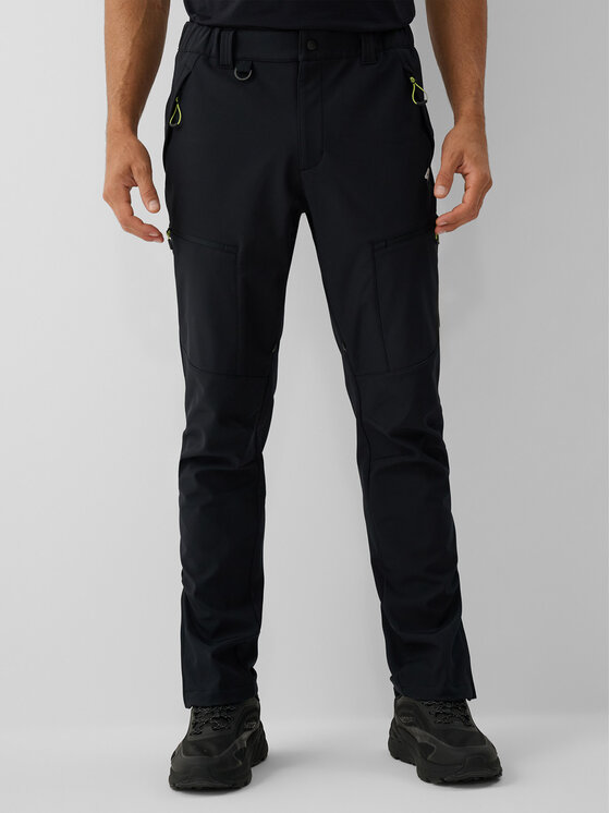 4F 4F Spodnie przeciwdeszczowe BETWEEN LAYERS Czarny Regular Fit