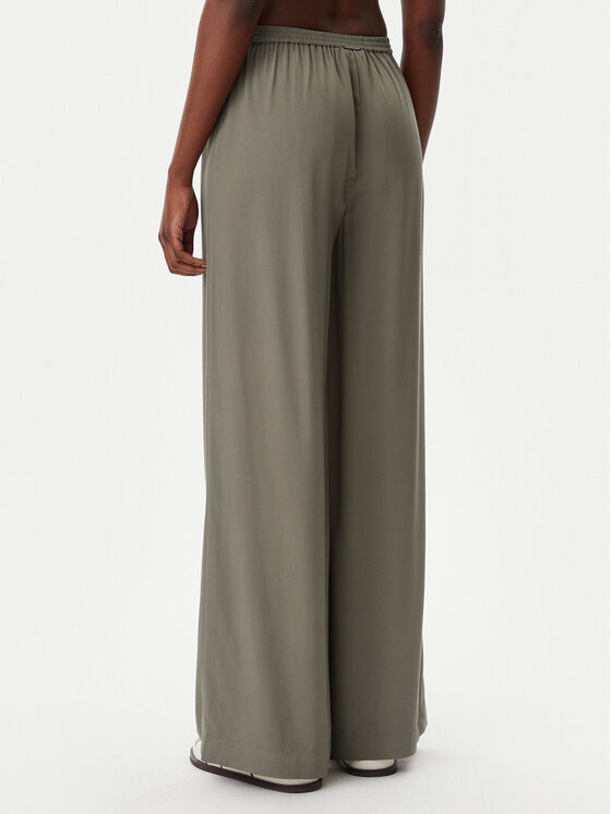 Calvin Klein Swimwear Calvin Klein Swimwear Spodnie materiałowe KW0KW02823 Zielony Relaxed Fit