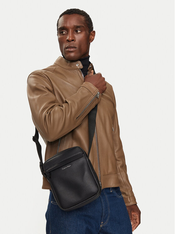 Calvin Klein Calvin Klein Плоска сумка K50K512207 Чорний