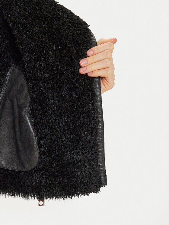 MAX&Co. MAX&Co. Кожено яке 2426086074200 Черен Regular Fit