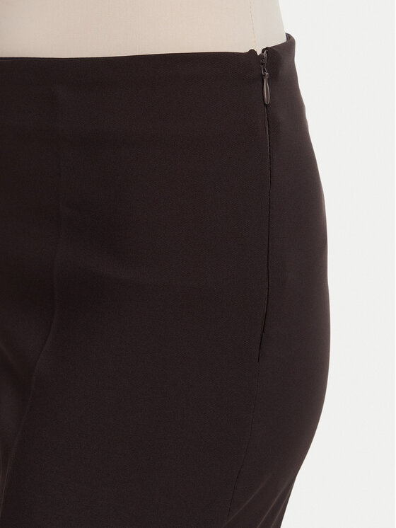 Rinascimento Rinascimento Capri püksid CFC0130137003 Tumepruun Slim Fit