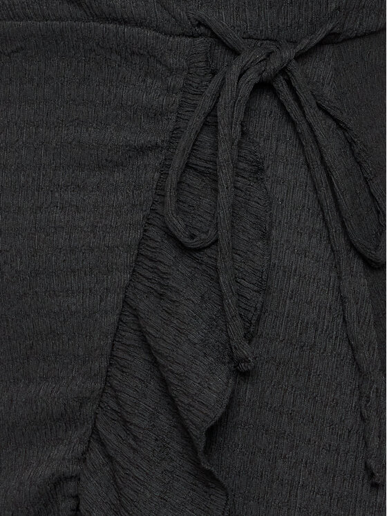 Gina Tricot Gina Tricot Ежедневна рокля 19320 Черен Regular Fit
