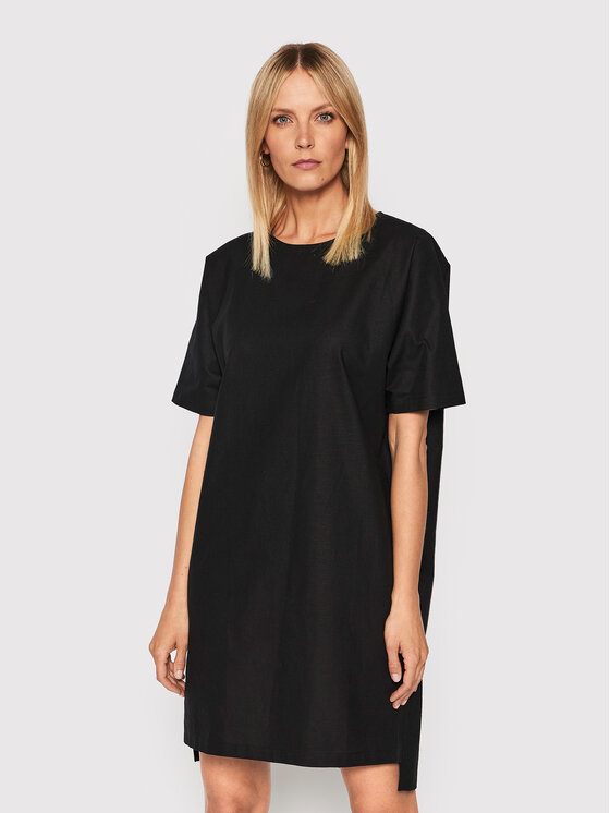 Makia Makia Každodenní šaty Saari W75045 Černá Relaxed Fit