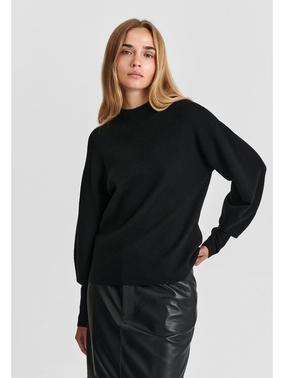 TATUUM TATUUM Sweter COLET Czarny Classic Fit