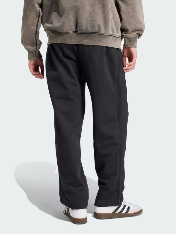 adidas adidas Spodnie materiałowe 142529 Czarny Loose Fit