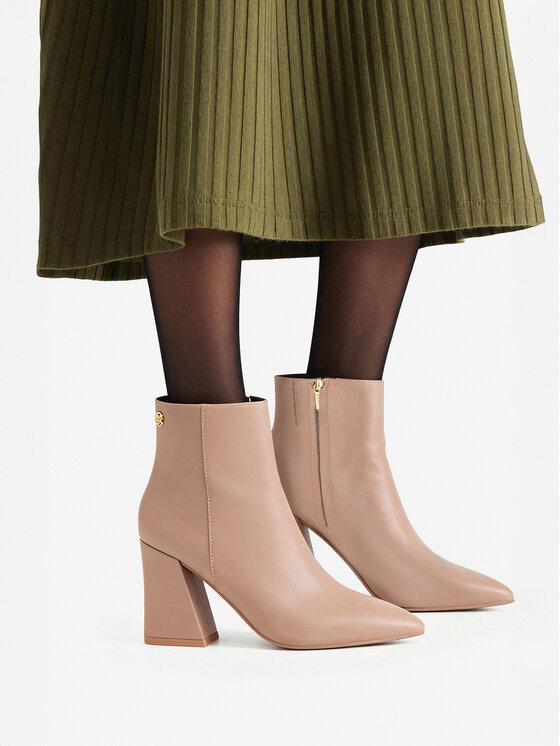 Nine West Nine West Μποτάκια CEO-AIDA-01 Μπεζ