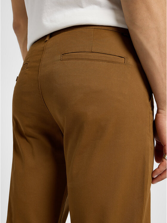 Lee Lee Spodnie materiałowe REGULAR CHINO Brązowy Regular Fit