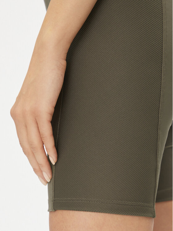 Reebok Reebok Spordišortsid Yoga Performance IM4041 Roheline Tight Fit