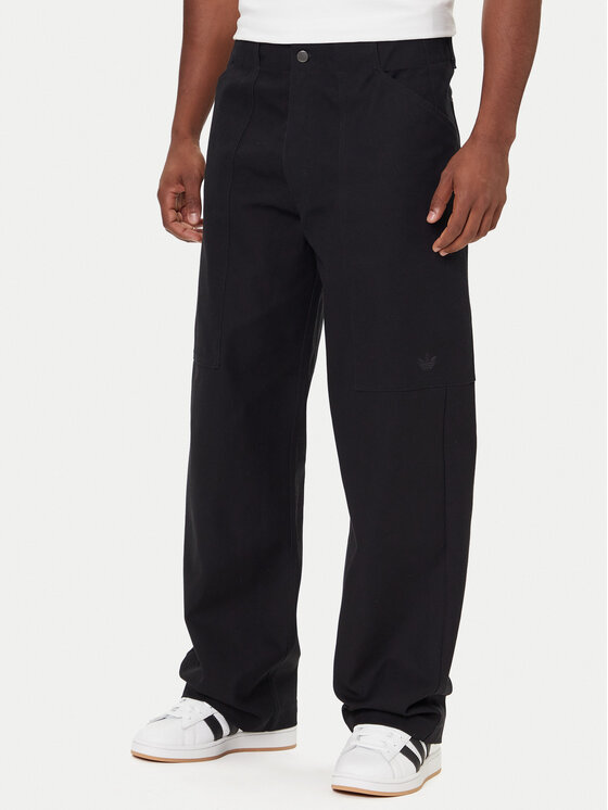 adidas Pantaloni din material Utility JY2770 Negru Regular Fit