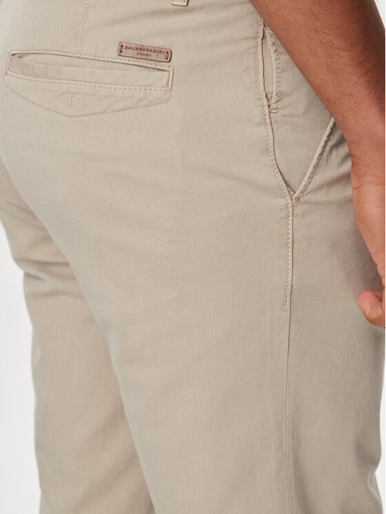 Baldessarini Baldessarini Шорти от плат B1 16939/000/2402 Бежов Regular Fit