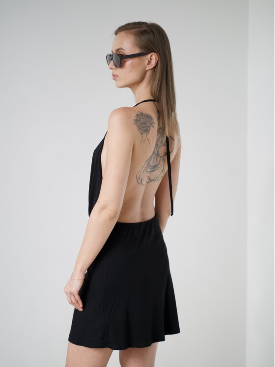 MAI MAI Sukienka dzianinowa NESSA Czarny Feminine Fit