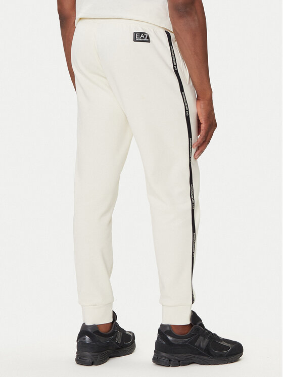 EA7 Emporio Armani EA7 Emporio Armani Spodnie dresowe 7M000974 AF10377 U1105 Beżowy Regular Fit